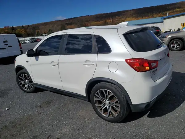 JA4AR3AW0HZ021463 2017 MITSUBISHI OUTLANDER - Image 2