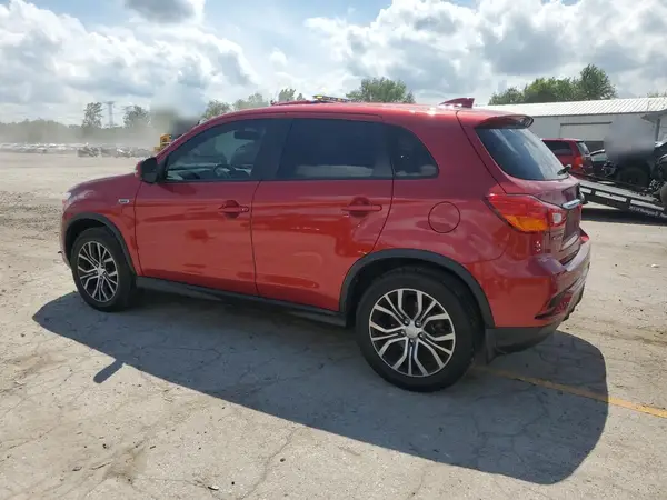 JA4AR3AW0JU021921 2018 MITSUBISHI OUTLANDER - Image 2