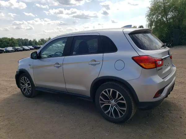 JA4AR3AW0JZ012347 2018 MITSUBISHI OUTLANDER - Image 2