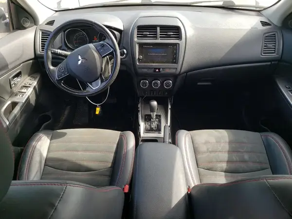 JA4AR3AW0JZ012347 2018 MITSUBISHI OUTLANDER - Image 8