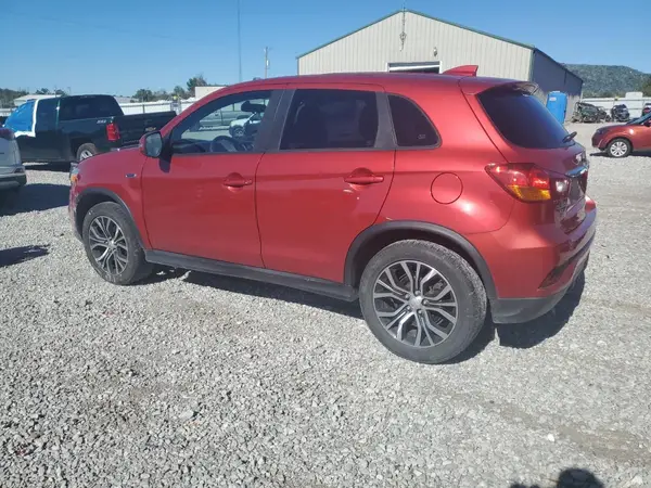 JA4AR3AW0JZ032226 2018 MITSUBISHI OUTLANDER - Image 2