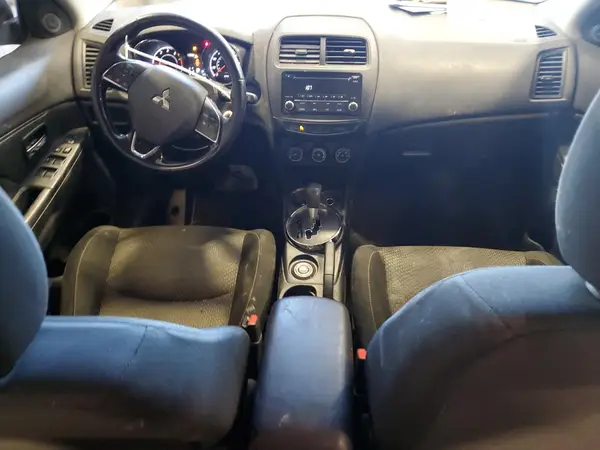 JA4AR3AW1GZ025133 2016 MITSUBISHI OUTLANDER - Image 8