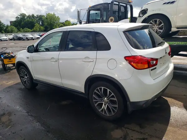 JA4AR3AW1HZ017308 2017 MITSUBISHI OUTLANDER - Image 2