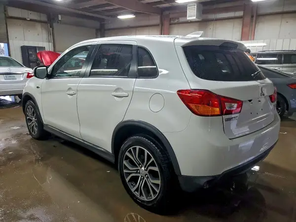 JA4AR3AW1HZ019771 2017 MITSUBISHI OUTLANDER - Image 2