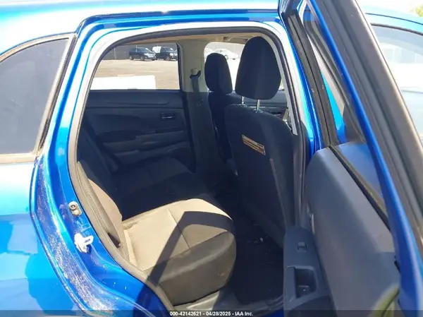JA4AR3AW1HZ055055 2017 MITSUBISHI OUTLANDER - Image 8