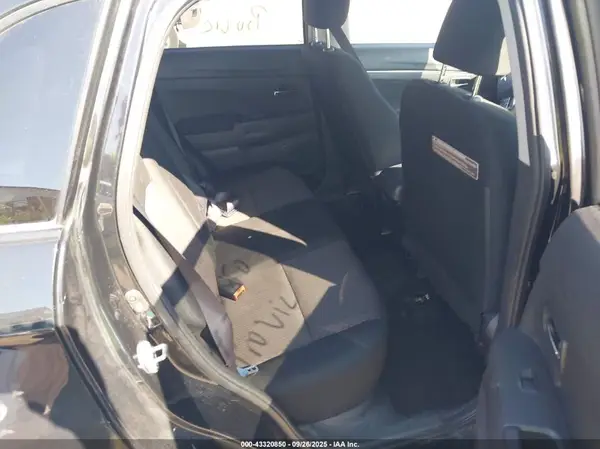 JA4AR3AW1HZ065181 2017 MITSUBISHI OUTLANDER - Image 8