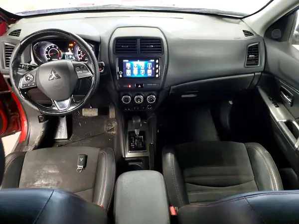 JA4AR3AW1JU016663 2018 MITSUBISHI OUTLANDER - Image 8
