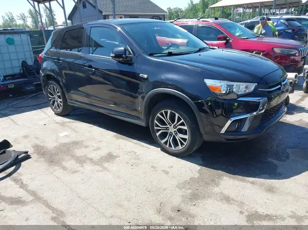 JA4AR3AW1JZ018190 2018 MITSUBISHI OUTLANDER - Image 1