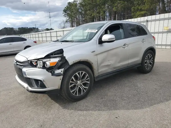 JA4AR3AW1JZ033627 2018 MITSUBISHI OUTLANDER - Image 1