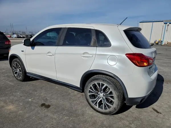 JA4AR3AW2GZ044628 2016 MITSUBISHI OUTLANDER - Image 2