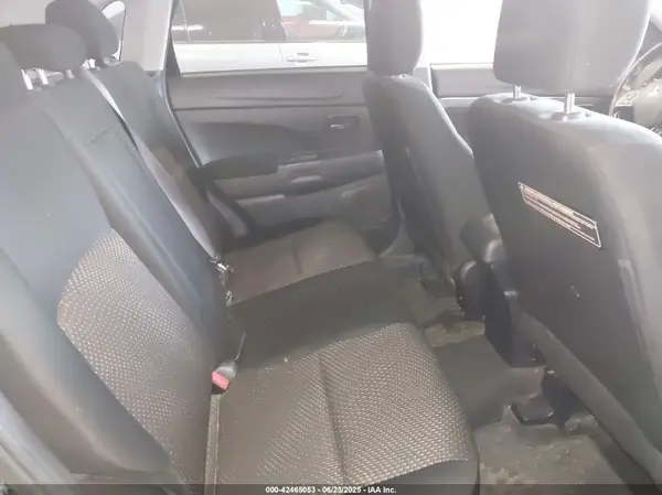 JA4AR3AW2GZ049151 2016 MITSUBISHI OUTLANDER - Image 8
