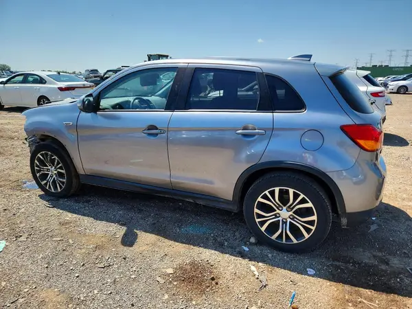 JA4AR3AW2HZ026468 2017 MITSUBISHI OUTLANDER - Image 2