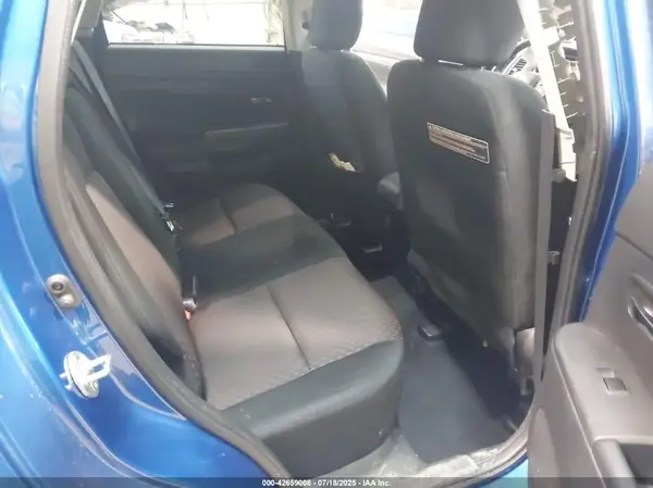 JA4AR3AW2HZ045182 2017 MITSUBISHI OUTLANDER - Image 8