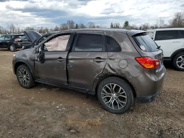 JA4AR3AW2HZ058482 2017 MITSUBISHI OUTLANDER - Image 2