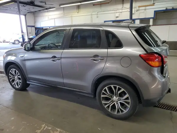 JA4AR3AW2HZ064606 2017 MITSUBISHI OUTLANDER - Image 2