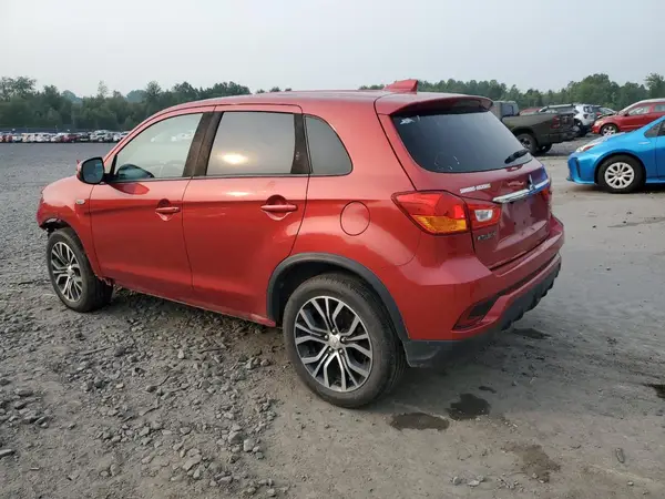 JA4AR3AW2JU000276 2018 MITSUBISHI OUTLANDER - Image 2