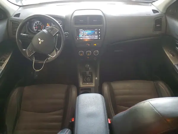 JA4AR3AW2JU000844 2018 MITSUBISHI OUTLANDER - Image 8