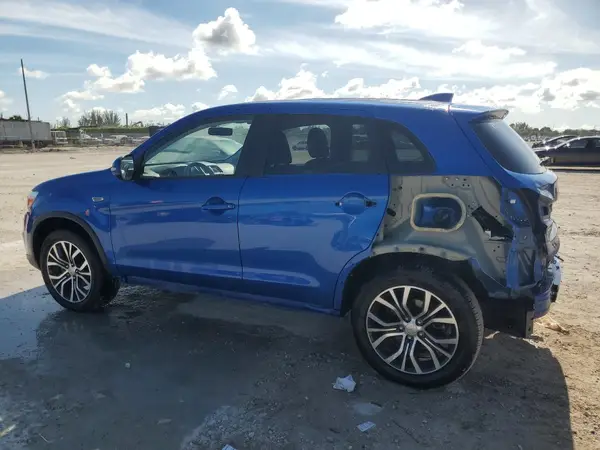 JA4AR3AW2JU007387 2018 MITSUBISHI OUTLANDER - Image 2