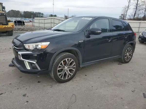 JA4AR3AW2JU014050 2018 MITSUBISHI OUTLANDER - Image 1