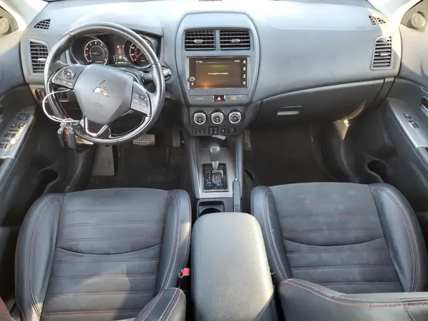 JA4AR3AW2JZ019591 2018 MITSUBISHI OUTLANDER - Image 8