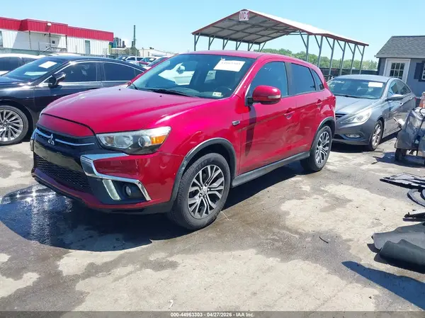 JA4AR3AW2JZ032227 2018 MITSUBISHI OUTLANDER - Image 2