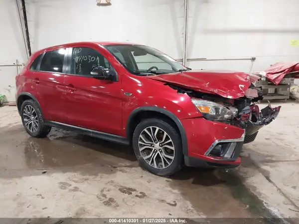 JA4AR3AW2JZ033877 2018 MITSUBISHI OUTLANDER - Image 1
