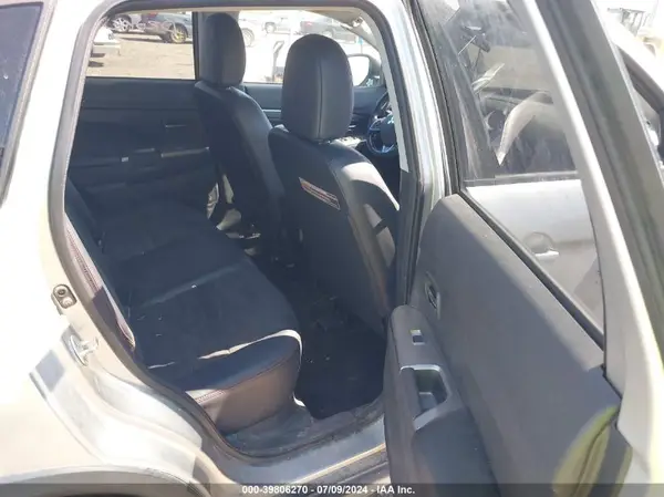 JA4AR3AW2JZ036004 2018 MITSUBISHI OUTLANDER - Image 8