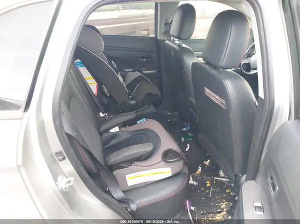 JA4AR3AW2JZ036388 2018 MITSUBISHI OUTLANDER - Image 8