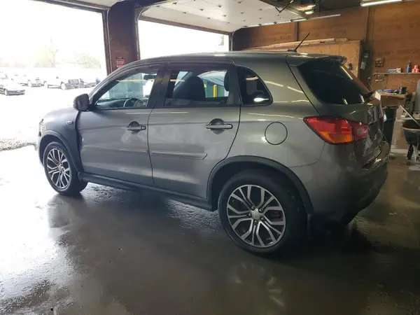 JA4AR3AW3GZ041799 2016 MITSUBISHI OUTLANDER - Image 2
