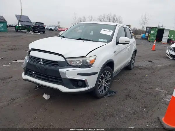 JA4AR3AW3GZ056125 2016 MITSUBISHI OUTLANDER - Image 2