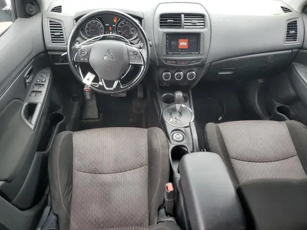 JA4AR3AW3HZ048155 2017 MITSUBISHI OUTLANDER - Image 8