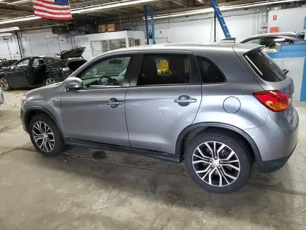 JA4AR3AW3HZ056014 2017 MITSUBISHI OUTLANDER - Image 2