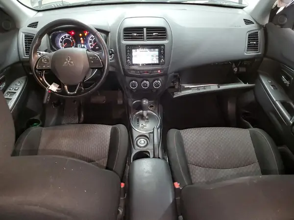 JA4AR3AW3HZ056014 2017 MITSUBISHI OUTLANDER - Image 8