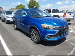 JA4AR3AW3HZ065585 2017 MITSUBISHI OUTLANDER