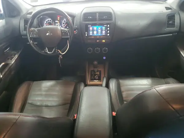 JA4AR3AW3JU001355 2018 MITSUBISHI OUTLANDER - Image 8