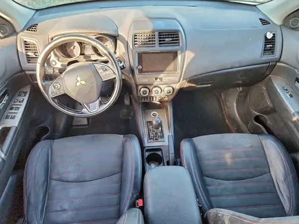 JA4AR3AW3JU012422 2018 MITSUBISHI OUTLANDER - Image 8