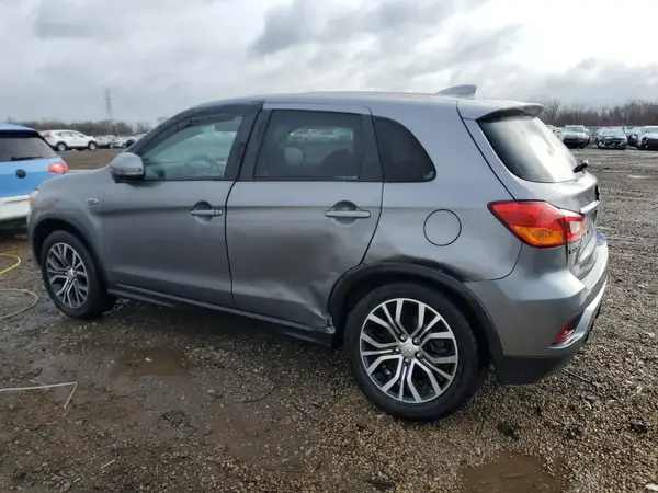 JA4AR3AW3JU013392 2018 MITSUBISHI OUTLANDER - Image 2