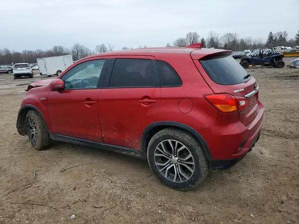 JA4AR3AW3JZ012309 2018 MITSUBISHI OUTLANDER - Image 2