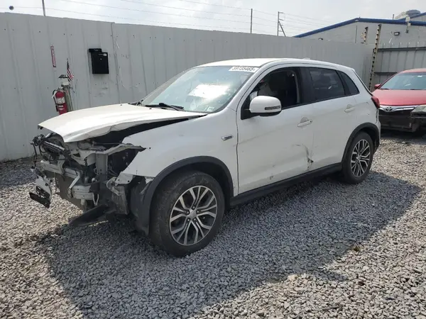 JA4AR3AW3JZ012651 2018 MITSUBISHI OUTLANDER - Image 1