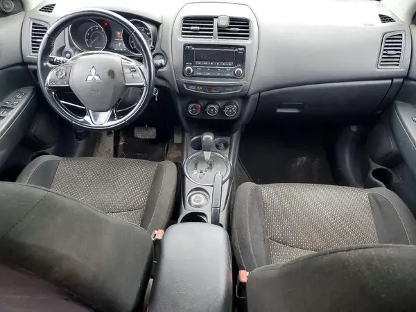 JA4AR3AW4GZ023182 2016 MITSUBISHI OUTLANDER - Image 8