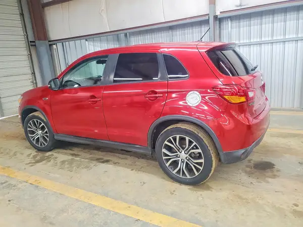 JA4AR3AW4GZ033937 2016 MITSUBISHI OUTLANDER - Image 2