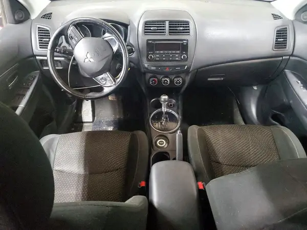 JA4AR3AW4GZ033937 2016 MITSUBISHI OUTLANDER - Image 8