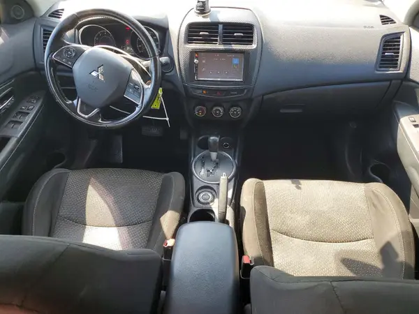 JA4AR3AW4GZ041973 2016 MITSUBISHI OUTLANDER - Image 8