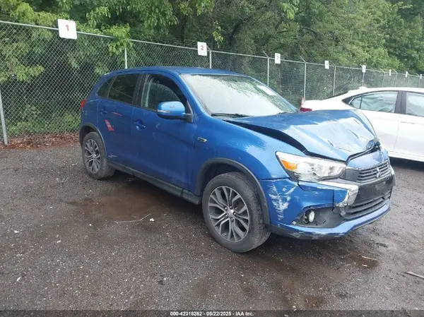 JA4AR3AW4GZ051872 2016 MITSUBISHI OUTLANDER - Image 1