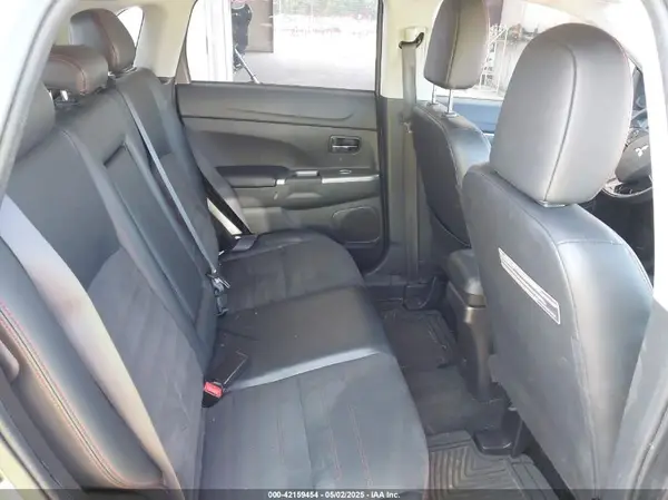 JA4AR3AW4JU006449 2018 MITSUBISHI OUTLANDER - Image 8