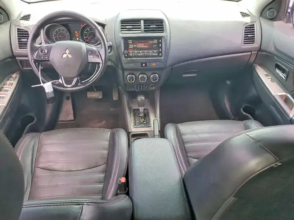 JA4AR3AW4JU020738 2018 MITSUBISHI OUTLANDER - Image 8