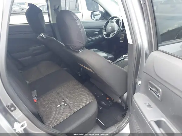 JA4AR3AW5GZ023367 2016 MITSUBISHI OUTLANDER - Image 8