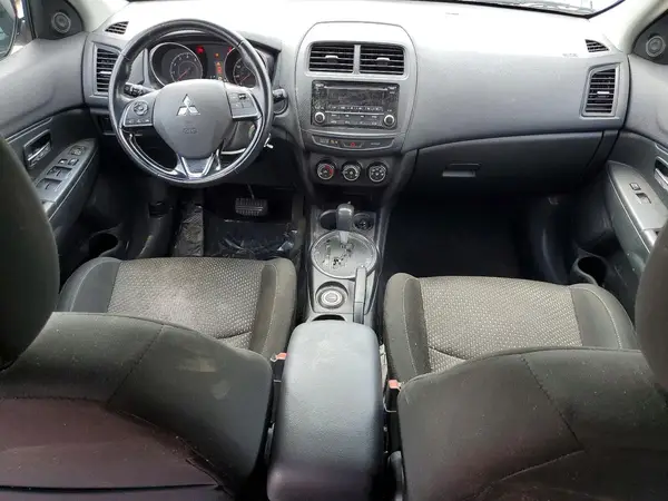 JA4AR3AW5GZ034885 2016 MITSUBISHI OUTLANDER - Image 8