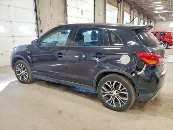 JA4AR3AW5GZ040301 2016 MITSUBISHI OUTLANDER - Image 2