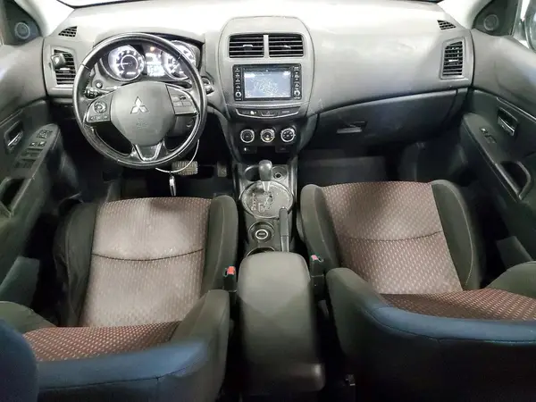 JA4AR3AW5GZ040301 2016 MITSUBISHI OUTLANDER - Image 8